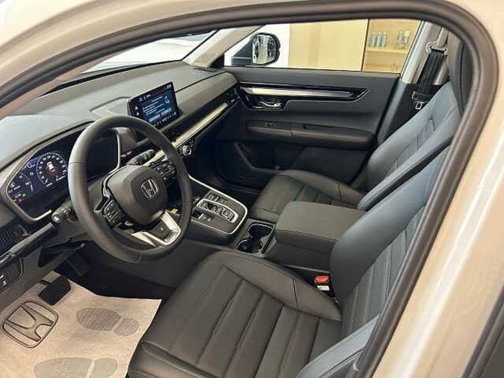 Honda CR-V nuova a Caserta (7)