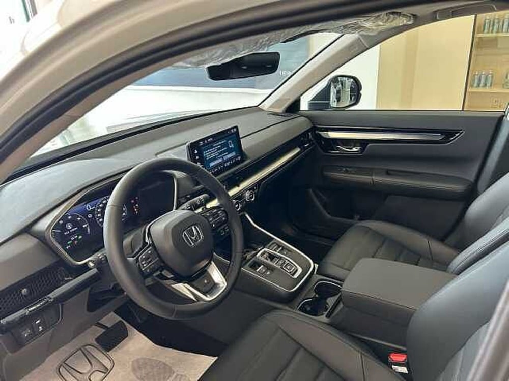 Honda CR-V nuova a Caserta (9)