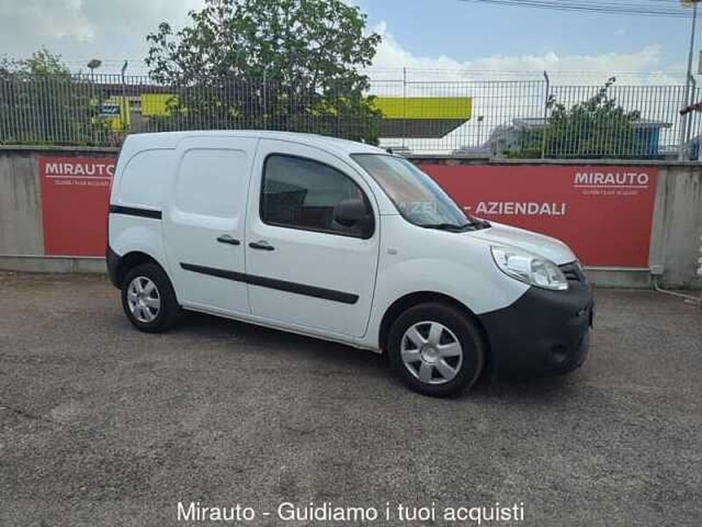 Nissan NV250 usata a Roma