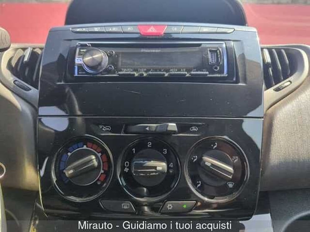 Lancia Ypsilon usata a Roma (11)