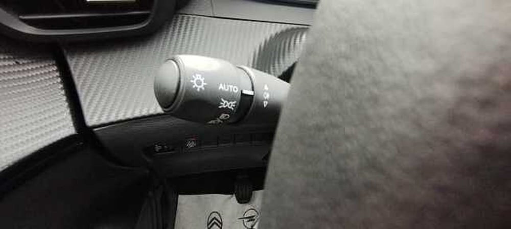 Peugeot 208 usata a Viterbo (18)