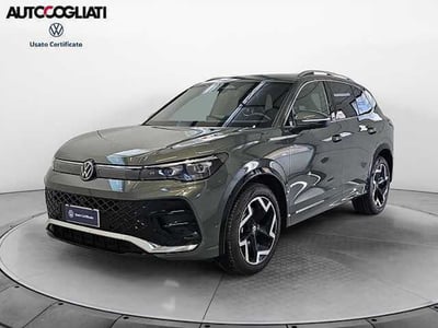 Volkswagen Tiguan 2.0 tdi R-Line 150cv dsg del 2024 usata a Brivio