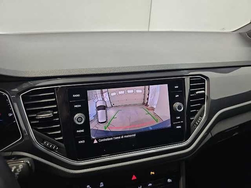 Volkswagen T-Roc usata a Lecco (16)