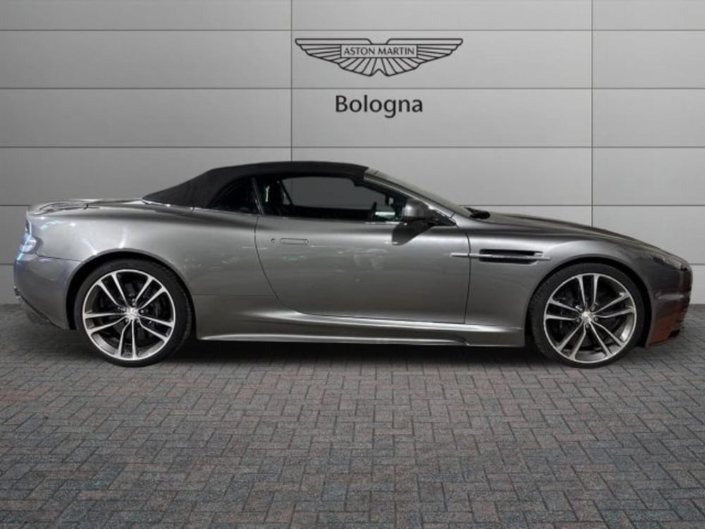 Aston Martin DBS Volante usata a Bologna (2)