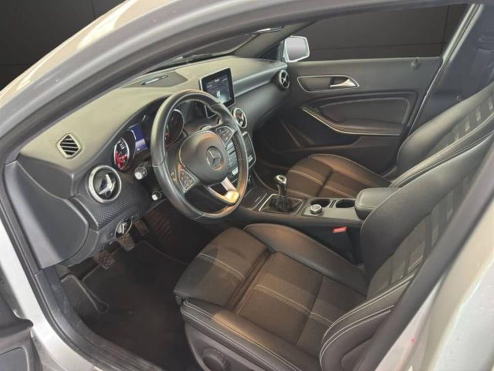 Mercedes-Benz Classe A usata a Milano (10)