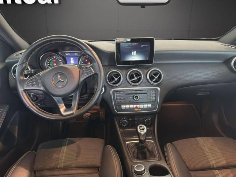 Mercedes-Benz Classe A usata a Milano (9)