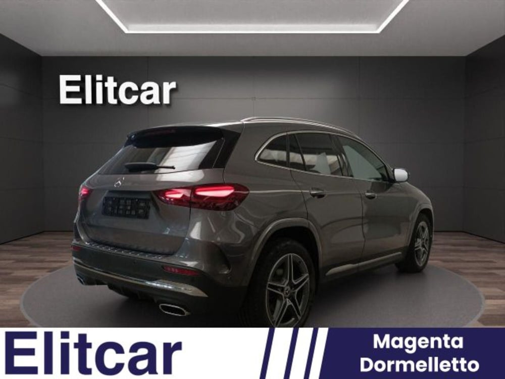 Mercedes-Benz GLA SUV usata a Novara (10)