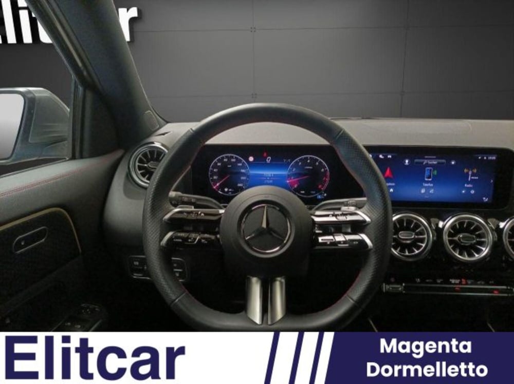 Mercedes-Benz GLA SUV usata a Novara (9)