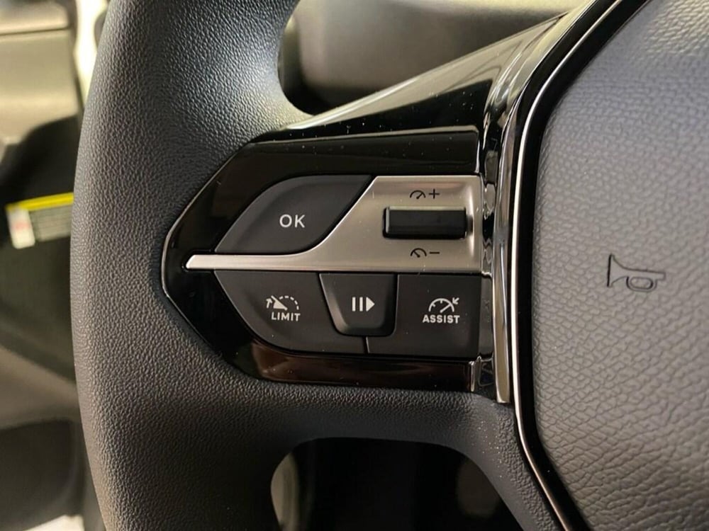 Peugeot Partner Furgone nuova a Torino (13)