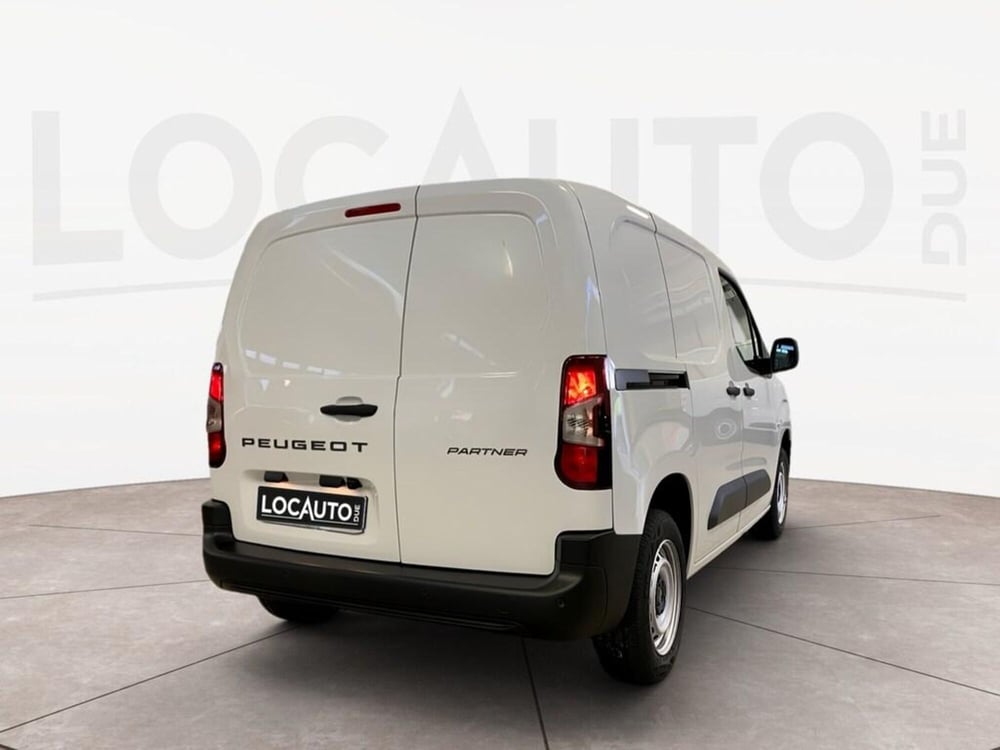 Peugeot Partner Furgone nuova a Torino (4)