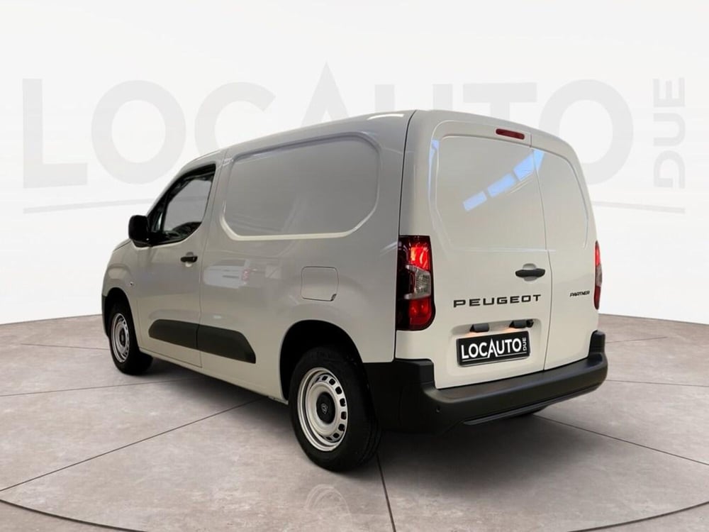 Peugeot Partner Furgone nuova a Torino (5)