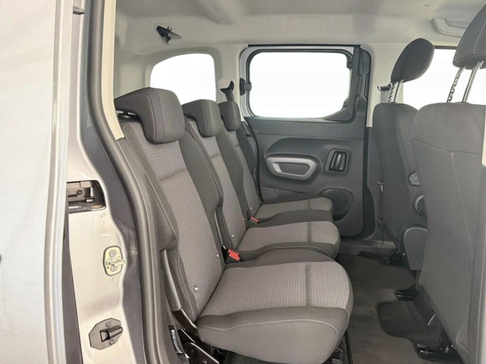 Toyota Proace City Verso nuova a Monza e Brianza (10)