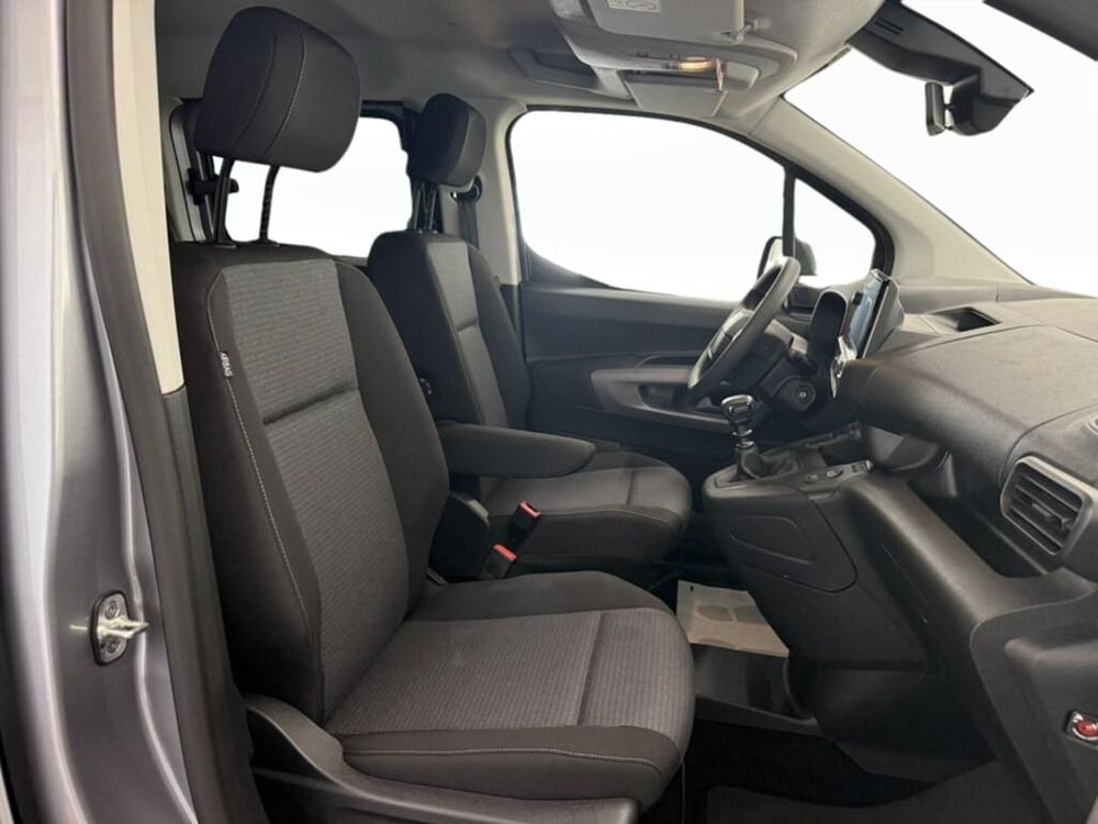 Toyota Proace City Verso nuova a Monza e Brianza (9)
