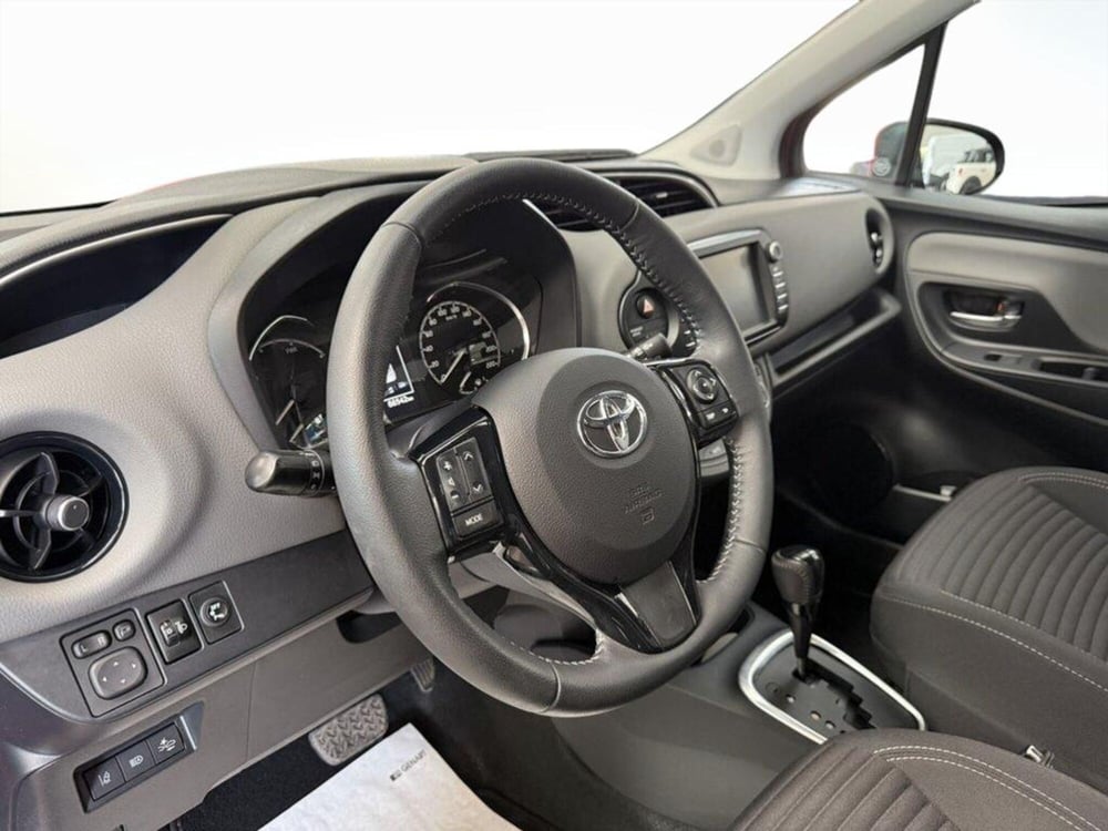 Toyota Yaris usata a Monza e Brianza (12)