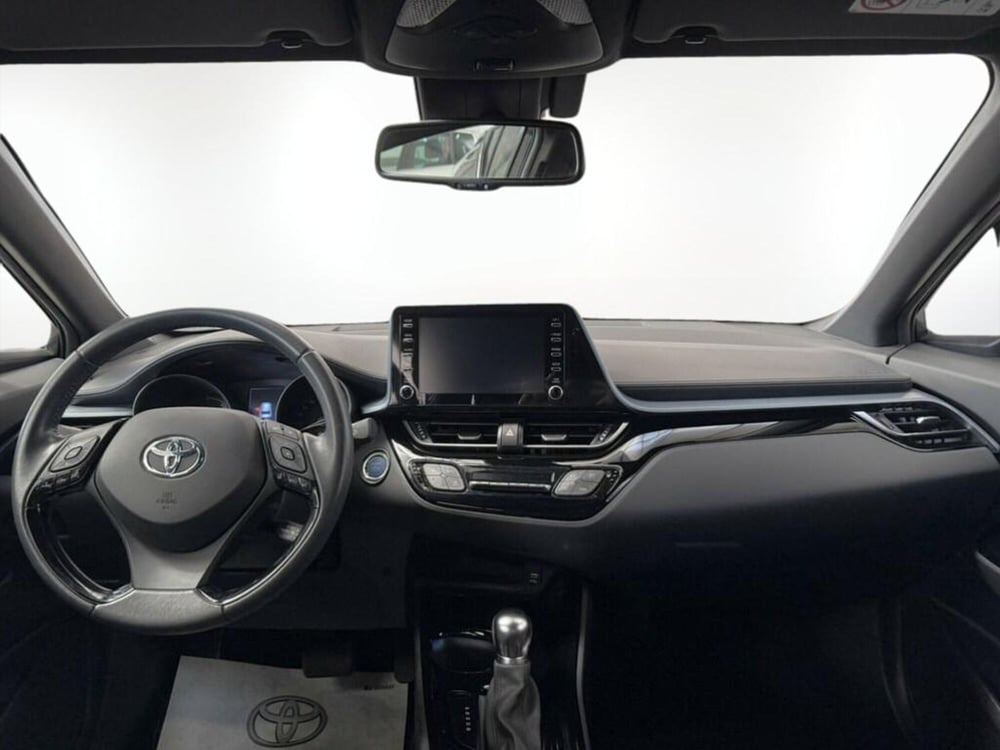Toyota Toyota C-HR usata a Monza e Brianza (9)