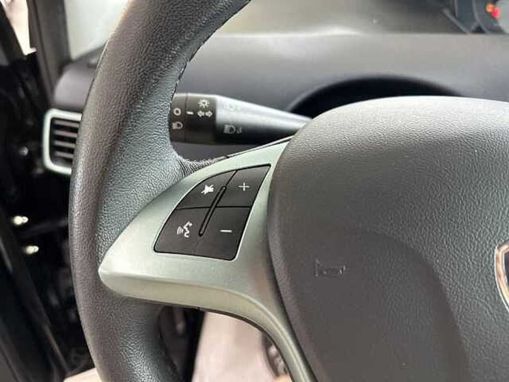 Lancia Ypsilon usata a Venezia (15)