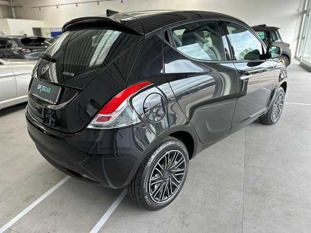 Lancia Ypsilon usata a Venezia (6)