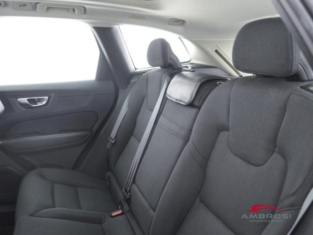 Volvo XC60 usata a Perugia (10)