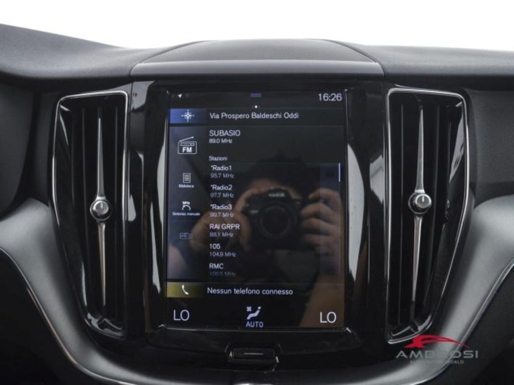 Volvo XC60 usata a Perugia (14)