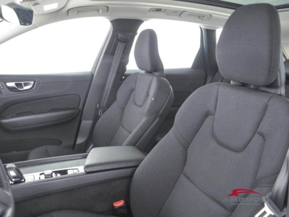 Volvo XC60 usata a Perugia (9)