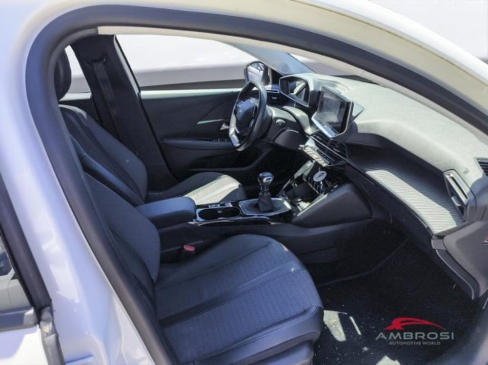 Peugeot 208 usata a Perugia (13)