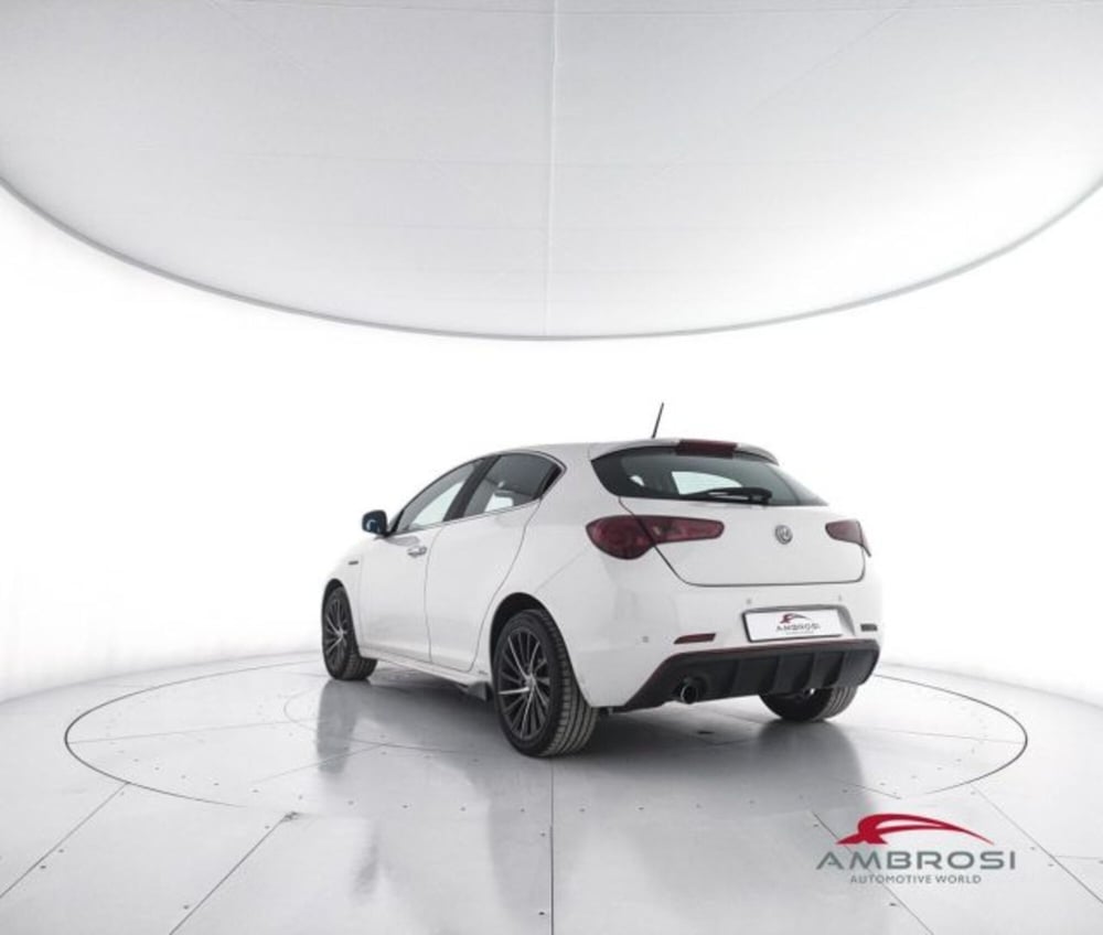 Alfa Romeo Giulietta usata a Perugia (4)