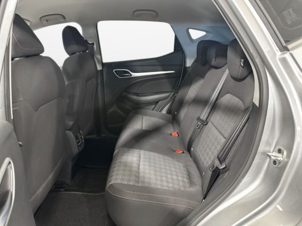 Mg ZS EV usata a Modena (12)