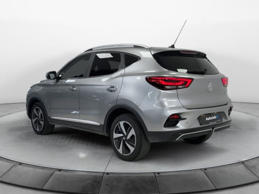 Mg ZS EV usata a Modena (18)