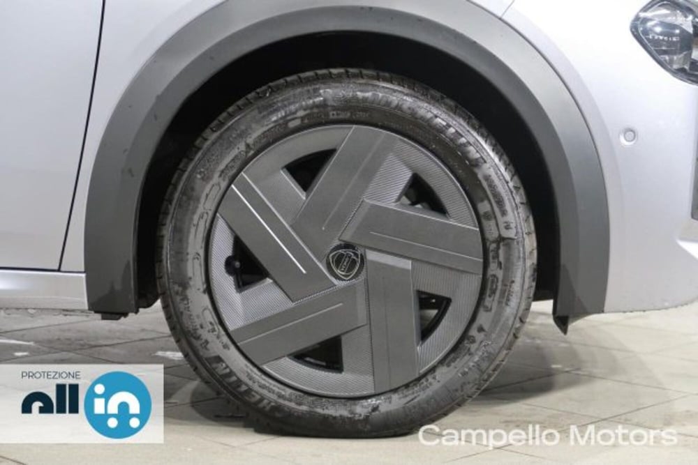 Lancia Ypsilon nuova a Venezia (17)