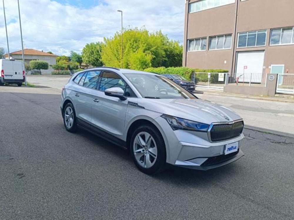 Skoda Enyaq usata a Pisa (8)