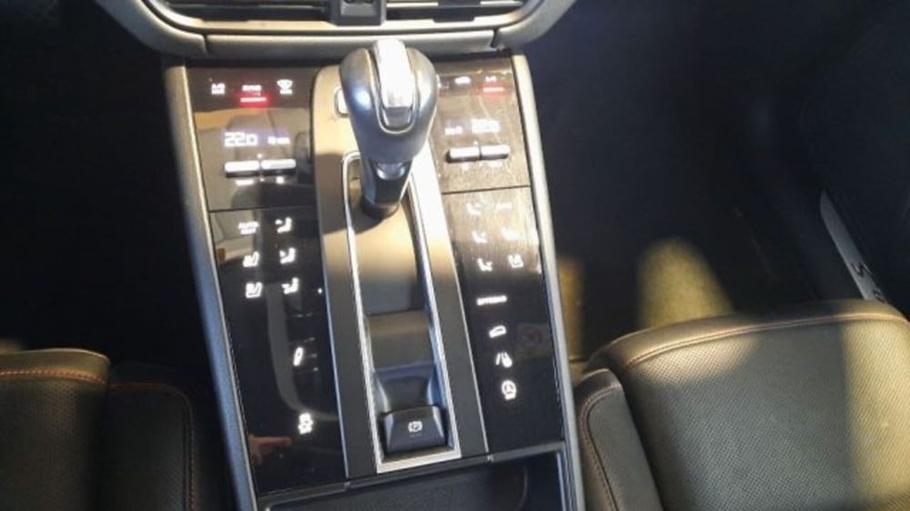 Porsche Macan usata a Verona (12)