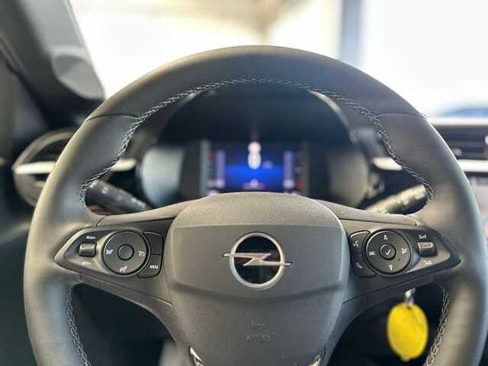 Opel Corsa usata a Venezia (10)