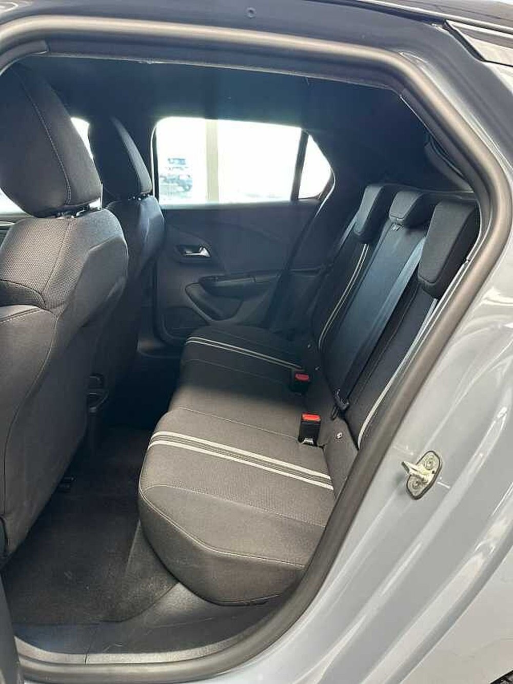 Opel Corsa usata a Venezia (12)