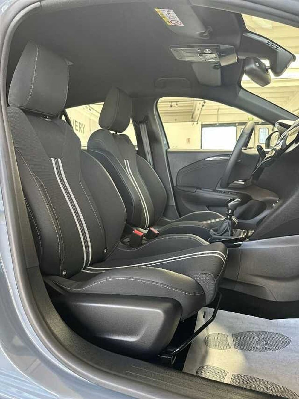 Opel Corsa usata a Venezia (13)