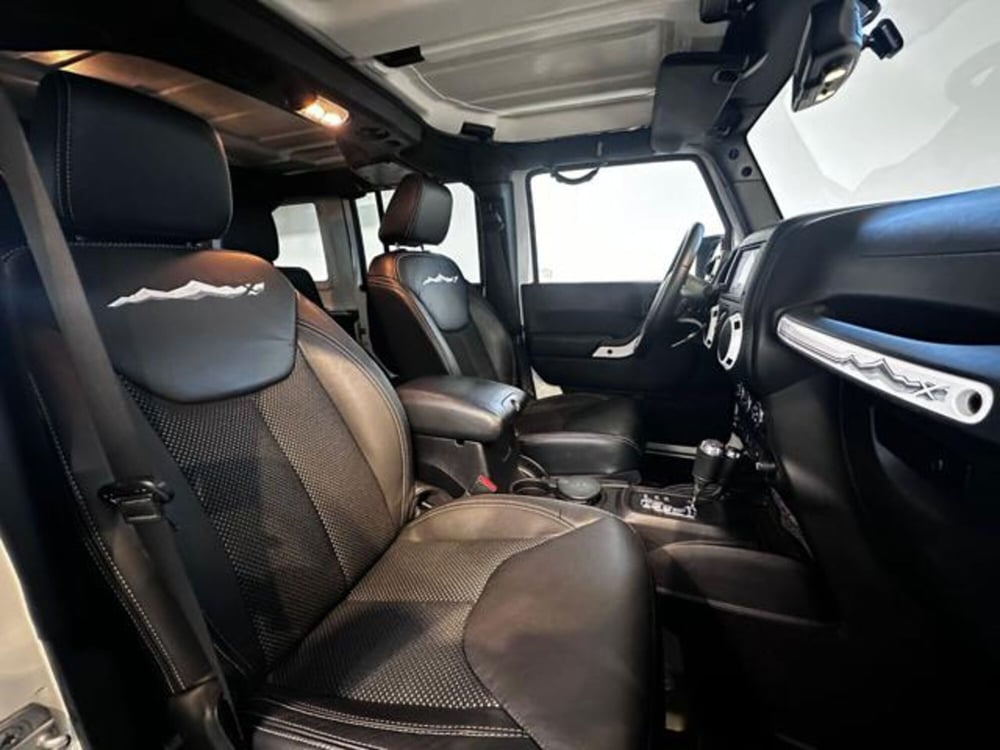 Jeep Wrangler Unlimited usata a Reggio Emilia (13)