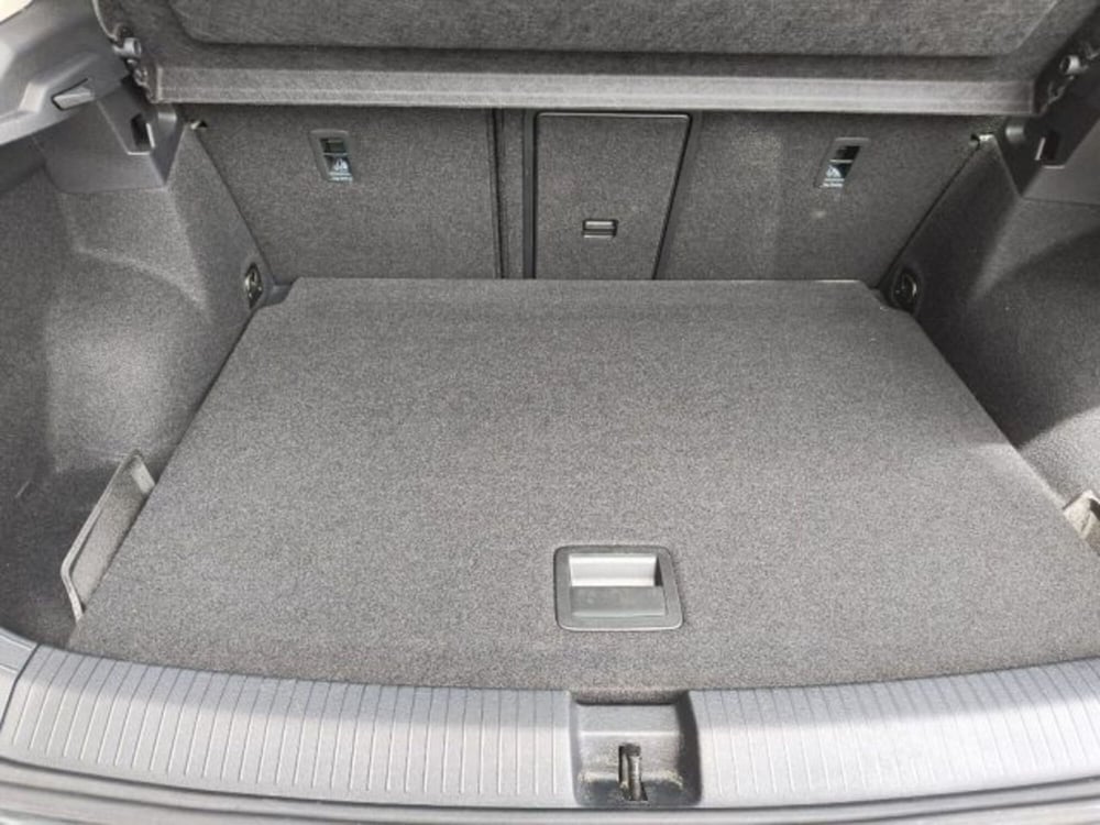 Volkswagen T-Roc usata a Frosinone (14)