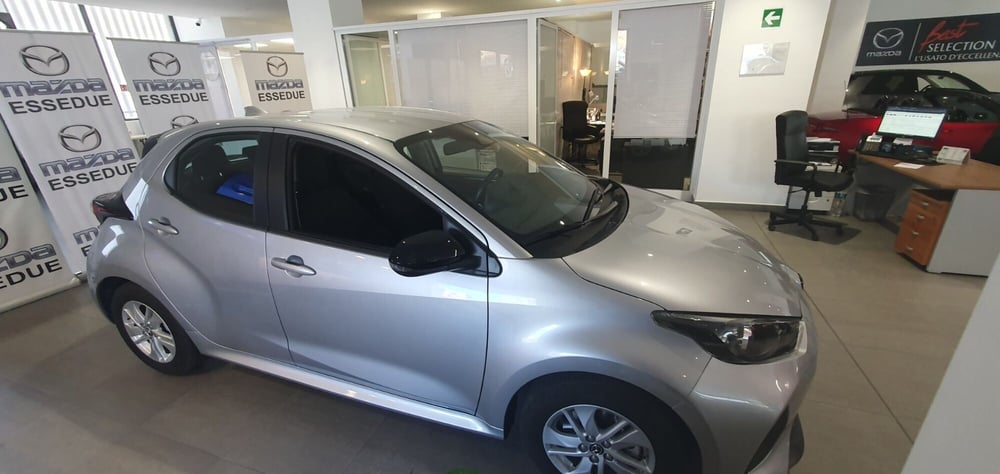 Mazda Mazda2 Hybrid nuova a Catania (4)