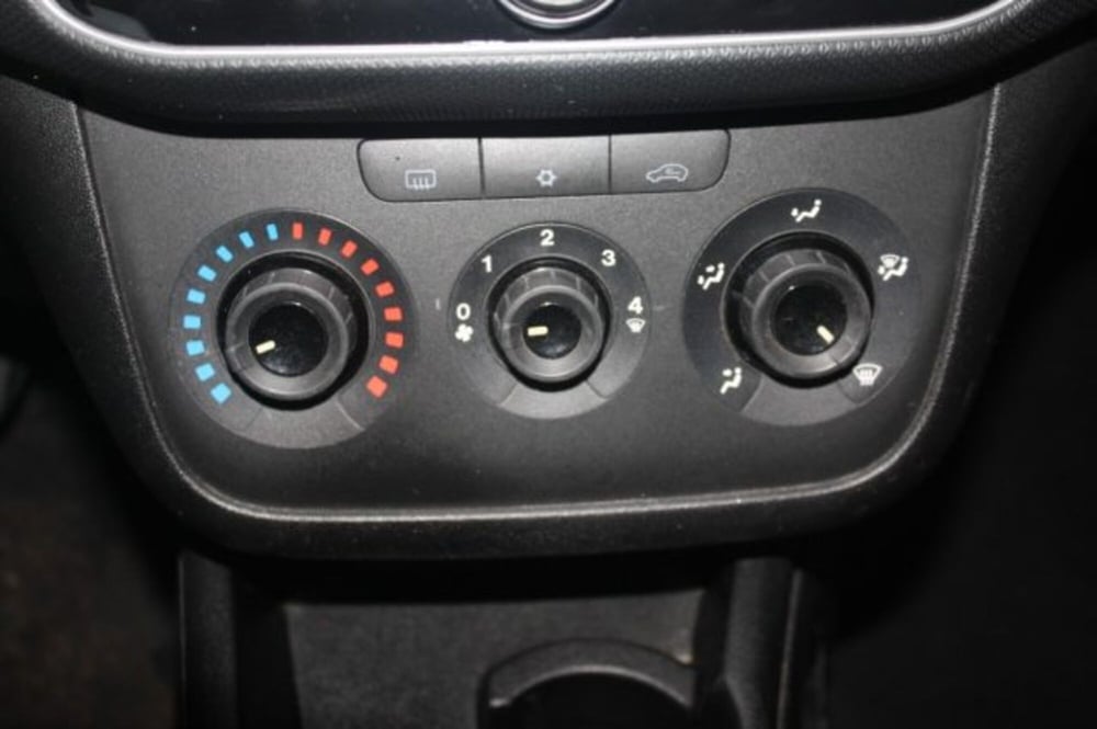 Fiat Punto usata a Viterbo (13)