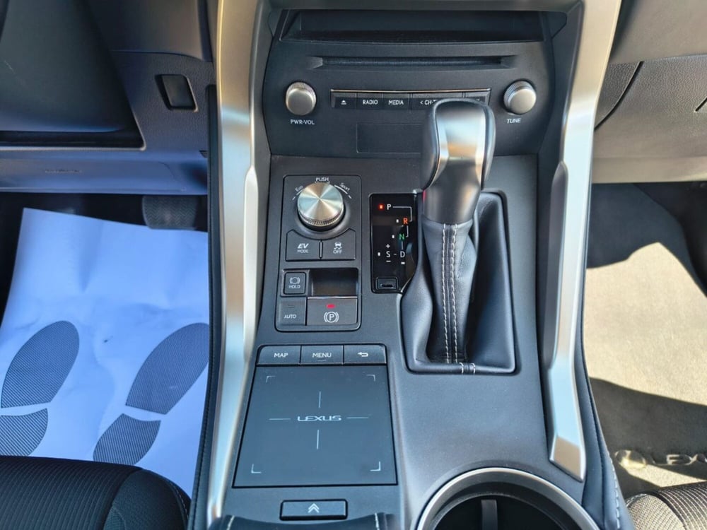 Lexus NX usata a Firenze (20)