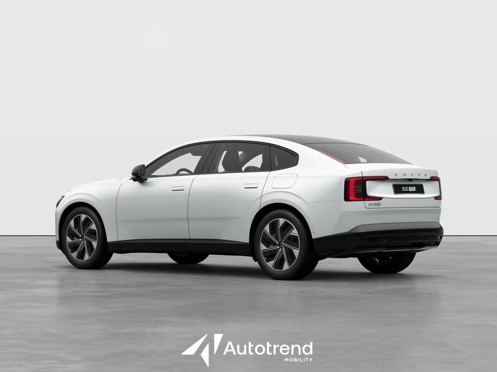 Volvo ES90 nuova a Bari (2)