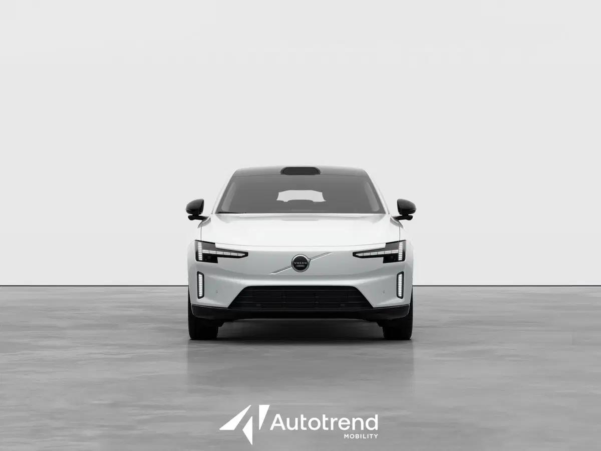 Volvo ES90 nuova a Bari (3)