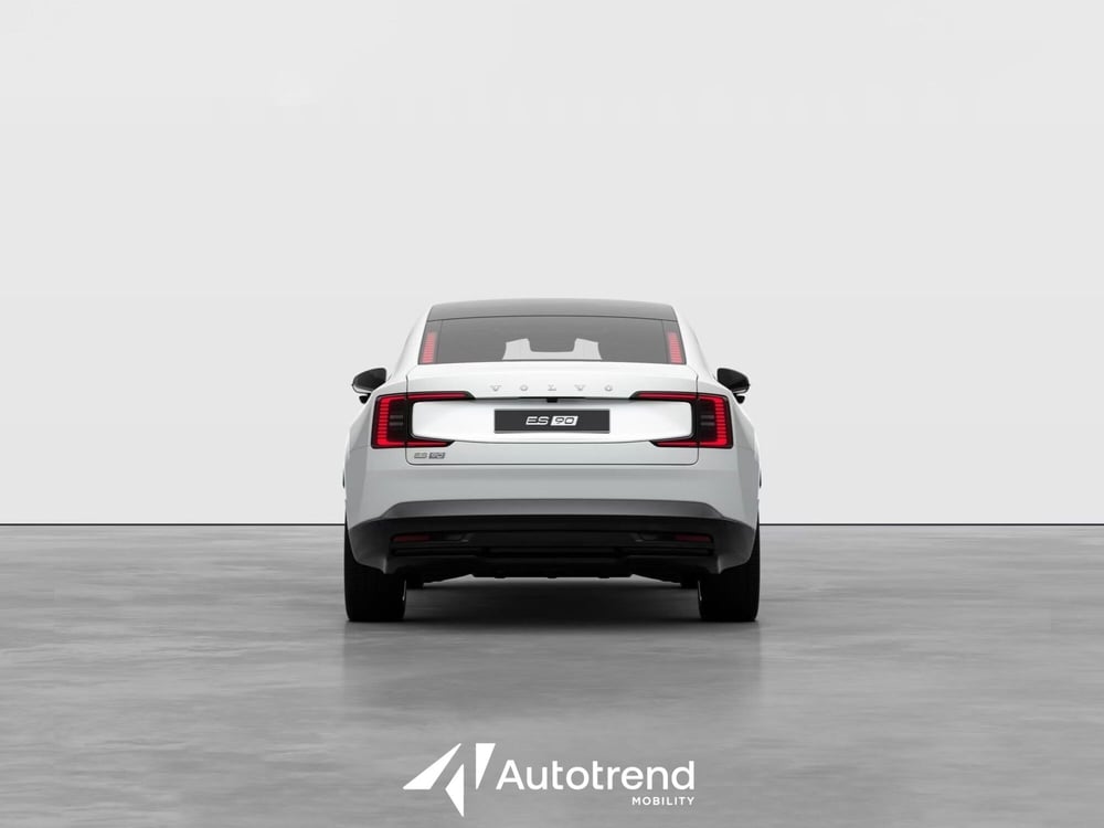 Volvo ES90 nuova a Bari (4)