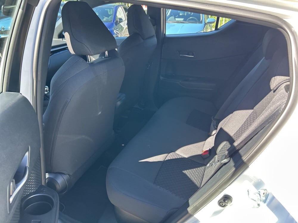 Toyota Toyota C-HR usata a Piacenza (12)