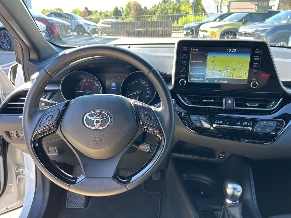 Toyota Toyota C-HR usata a Piacenza (13)