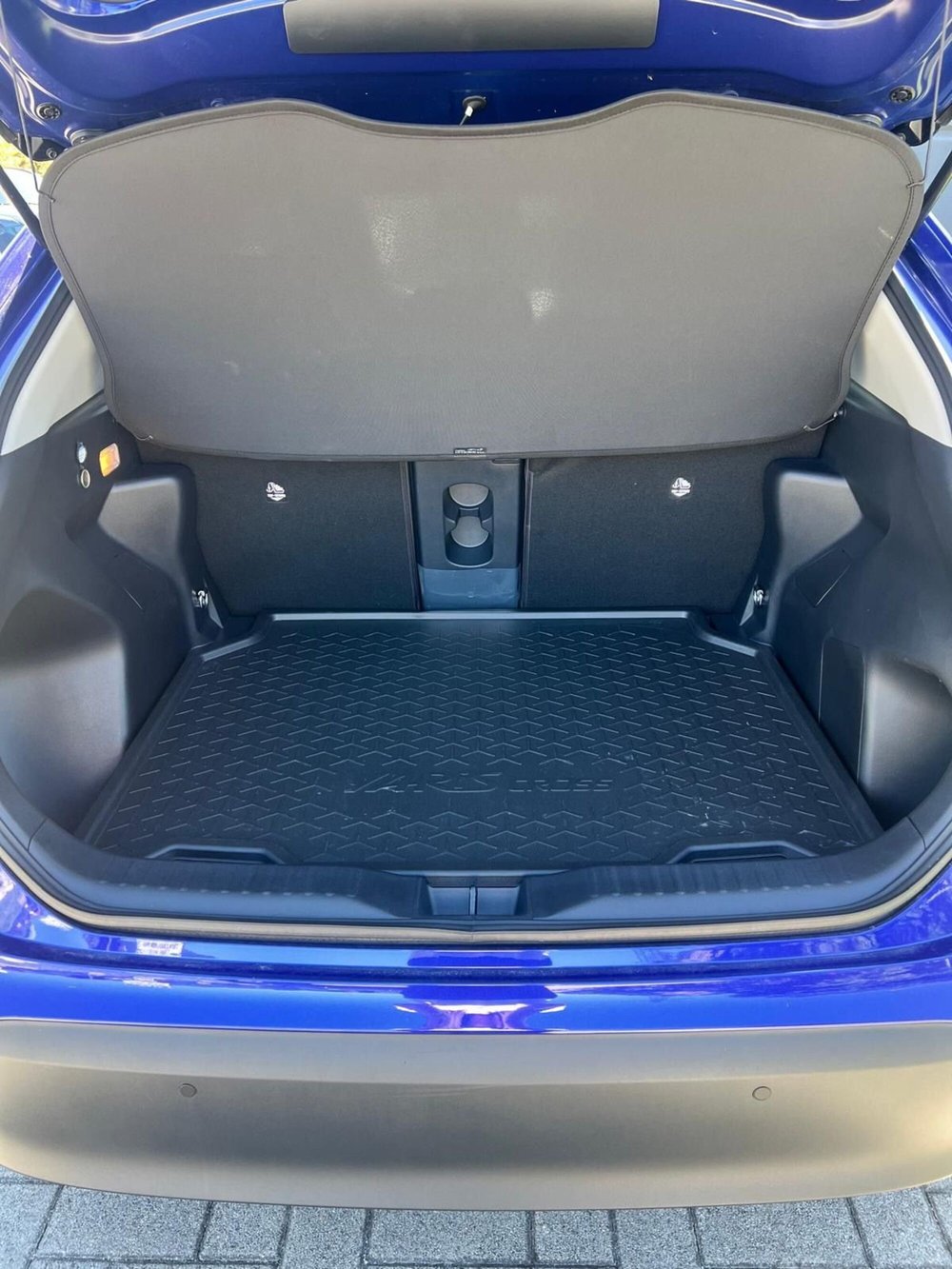 Toyota Yaris Cross usata a Como (10)
