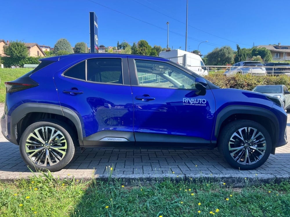 Toyota Yaris Cross usata a Como (9)