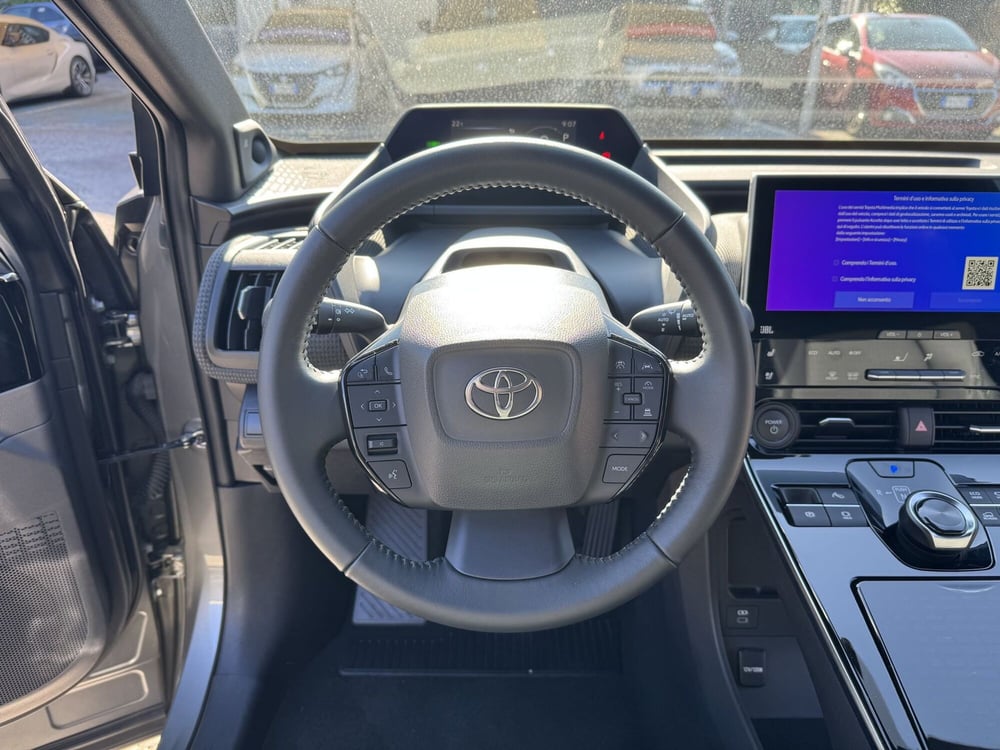 Toyota bZ4X usata a Como (8)