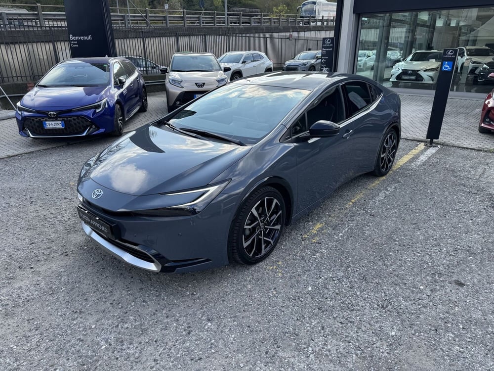 Toyota Prius nuova a Como
