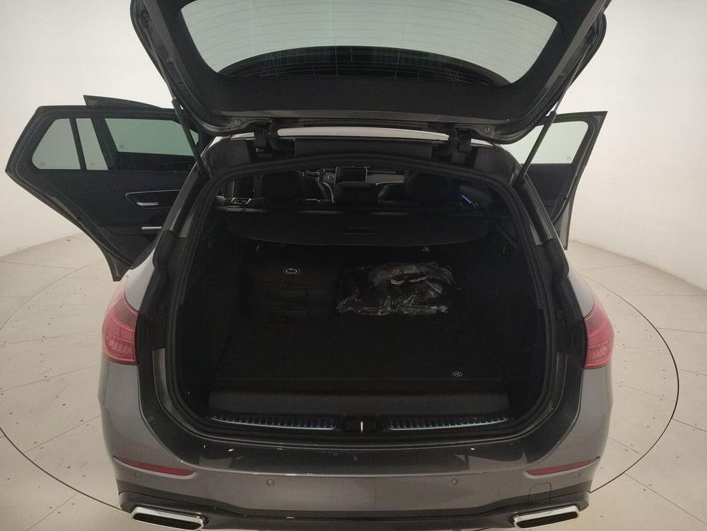 Mercedes-Benz Classe C Station Wagon nuova a Alessandria (11)