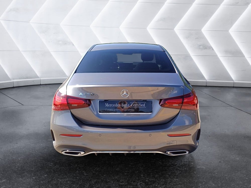 Mercedes-Benz Classe A Sedan usata  (3)